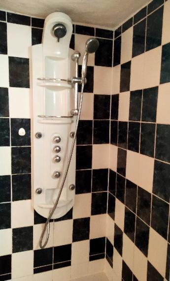 Kreativ Ferienwohnung Domizil Der Sinne Bad Liebenwerda Exterior foto